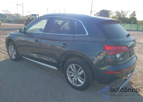 2020 Audi Q5 Premium 45 Tfsi Quattro S Tronic/Titanium Premium 45 Tfsi Quattro S Tronic z USA, uszkodzony, nr VIN WA1ANAFY0L2026092